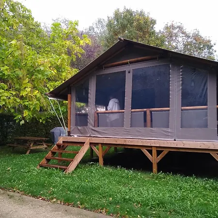 Kemp Le Moulin De David -gaugeac Monpazier 24540 - -mobil-home 3 Et 2